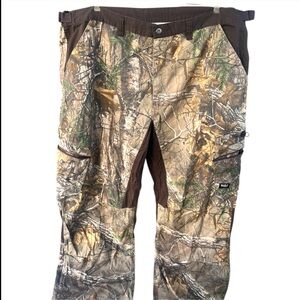 Walls Legend Realtree Camo Cargo Pants | Hunting Outdoors